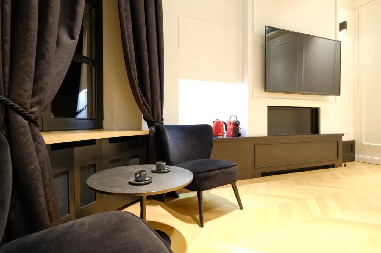 Suite La Duchesse Et Parking Prive Gratuit Mons Ngoại thất bức ảnh